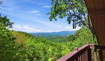 231 Ridge View Dr, Andrews, NC 28901