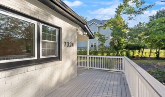7324 AUBURN St, Annandale, VA 22003