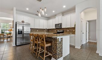 178 MAGNETA Loop, Auburndale, FL 33823