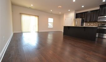 506 N Tunstall Ave, Apex, NC 27502