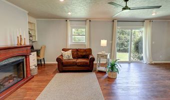 202 Christopher Dr, Abbeville, AL 36310