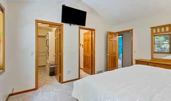 1016 MAPLE HILL Ave SE, Ada, MI 49301
