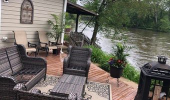 17 Willow St, Algonquin, IL 60102
