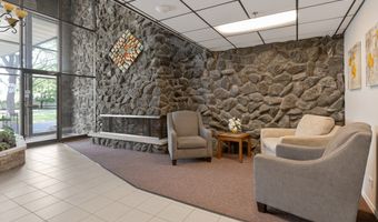 235 N Mill Rd 115B, Addison, IL 60101