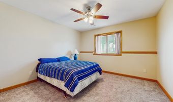 1415 Lake Shore Cir SE, Altoona, IA 50009