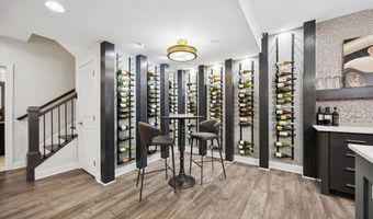 4 WHITE FIELD Ct, Ambler, PA 19002