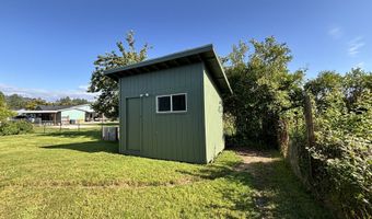 537 ART St, Brookings, OR 97415