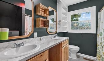 110 Mulberry Ln, Bartlesville, OK 74003