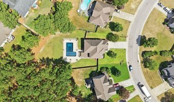 107 Walkabout Dr, Aberdeen, NC 28315
