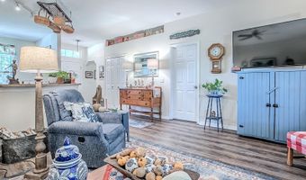 926 DEKLEVA Dr, Apopka, FL 32712