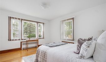 177 Midwood St, Cranston, RI 02910