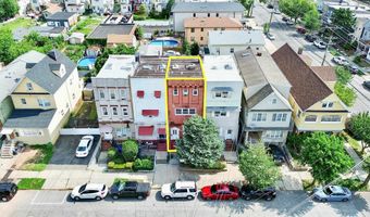 49 E 33RD St, Bayonne, NJ 07002