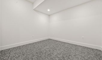 1905 N TAYLOR St, Arlington, VA 22207