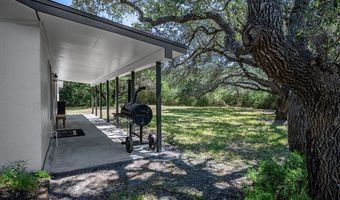 960 W RHODES Ave, Aransas Pass, TX 78336