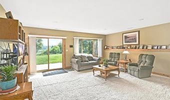 7458 39th Ave NW, Alexandria, MN 56332