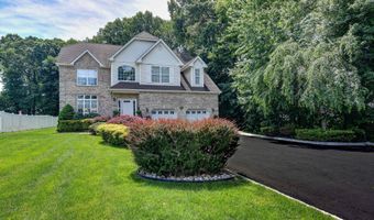 220 Lloyd Rd, Aberdeen, NJ 07747