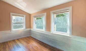 11 Belmont Cir, Danbury, CT 06810