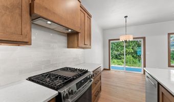 413 CARRIE LYNN Ave, Algoma, WI 54201
