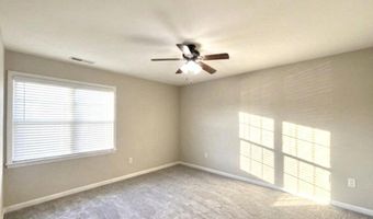 1008 Mica Lamp Ct, Apex, NC 27502