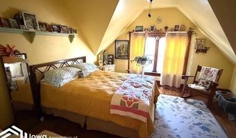 210 E North St, Algona, IA 50511