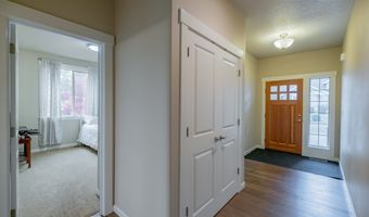 21022 JENNY MARIE Ln, Aurora, OR 97002