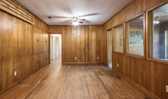 1402 W 12th St, Alma, GA 31510