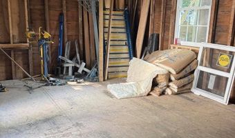 64 Jefferson St, Bangor, ME 04401