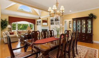 36 Overlook Dr 36, North Kingstown, RI 02852