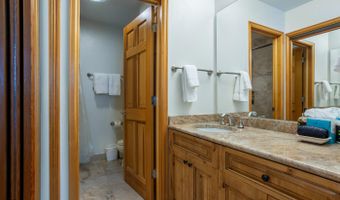 15 Highlands Ln 406, Beaver Creek, CO 81620