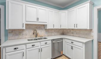 116 Sherwood Dr, Benton, LA 71006