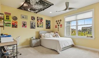 821 GREENWICH Dr, Ambler, PA 19002
