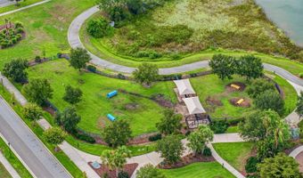 5254 WOLF CREEK Dr, Apollo Beach, FL 33572