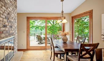 451 Reflection Rd, Apple Valley, MN 55124