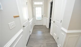 641 Briarcliff St, Apex, NC 27502