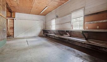 315 E College Ave, Ashburn, GA 31714