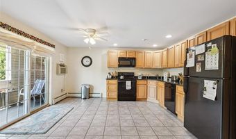 673 Metacom Ave 50, Bristol, RI 02809