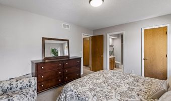 12904 Essex Way, Apple Valley, MN 55124