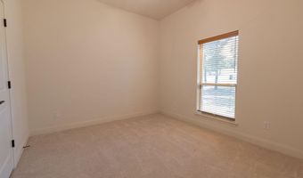 1013 Churchill Ln, Millsap, TX 76066