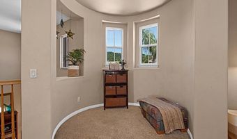 595 S Hidden Trails Rd, Escondido, CA 92027