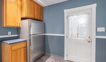 120 W 2ND St, Alburtis, PA 18011