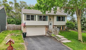 40511 N Minena St, Antioch, IL 60002