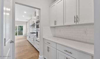 500 Central Ave, Atlantic Highlands, NJ 07716