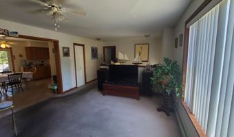 41 Dana Dr, Bangor, ME 04401