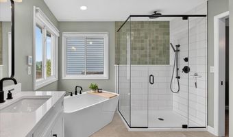 1249 Arbor Bluff Cir, Ballwin, MO 63021