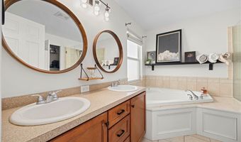 435 Country Walk, Amherst, OH 44001
