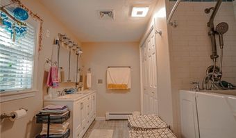 50 Isle Of Capri Rd, Coventry, RI 02816