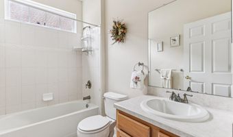 10 Pierhead Dr, Barnegat, NJ 08005