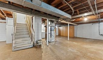15629 Oceana Ave, Allen Park, MI 48101