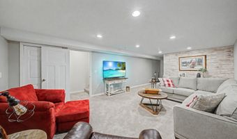 1636 25th Ave SW, Altoona, IA 50009