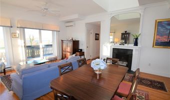 35 Chastellux Ave J, Newport, RI 02840